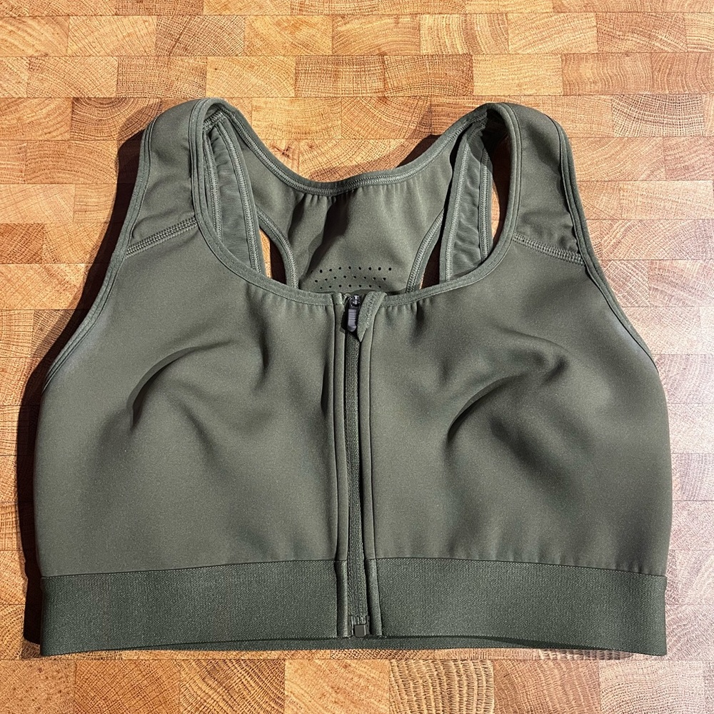 Fabletics Front Zip High Impact Sports Bra Size Small in Utility Green
